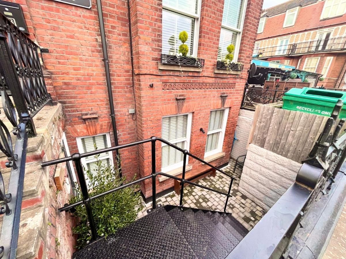 Ferienwohnung Olivia Rojo Cromer Exterior foto